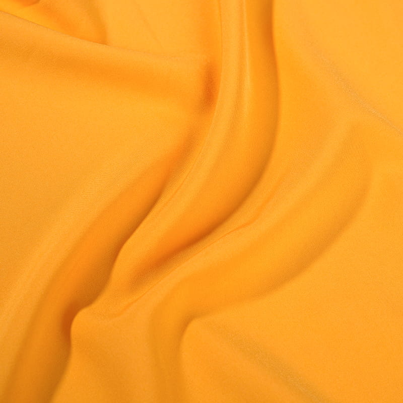 Voor wat voor soort kwaliteitsvolle kledingproductie kan de sterkte van polyester pongee-stof worden gebruikt?
